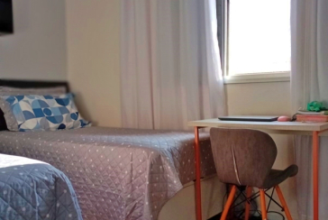 Belo Sobrado à venda no Bairro do Jaraguá na Rua Dona Gertrudes Jordão 257, no Condomínio Village Park