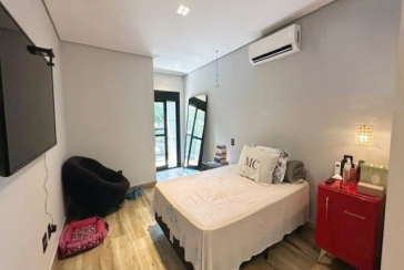 Lindo Sobrado à venda no Bairro do Jardim Mangalot na Rua General Lauro Cavalcanti de Farias, 