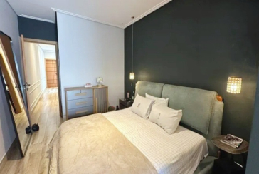 Lindo Sobrado à venda no Bairro do Jardim Mangalot na Rua General Lauro Cavalcanti de Farias, 