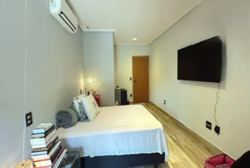 Lindo Sobrado à venda no Bairro do Jardim Mangalot na Rua General Lauro Cavalcanti de Farias, 