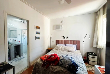 Casa à venda no Bairro da Lapa na Rua João Tibiriçá