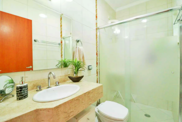  Sobrado à venda no Bairro do Parque Maria Domitila na Rua Mariana Camargo,