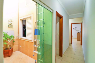  Sobrado à venda no Bairro do Parque Maria Domitila na Rua Mariana Camargo,