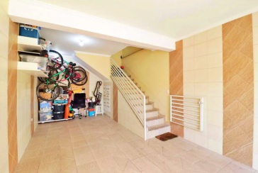  Sobrado à venda no Bairro do Parque Maria Domitila na Rua Mariana Camargo,