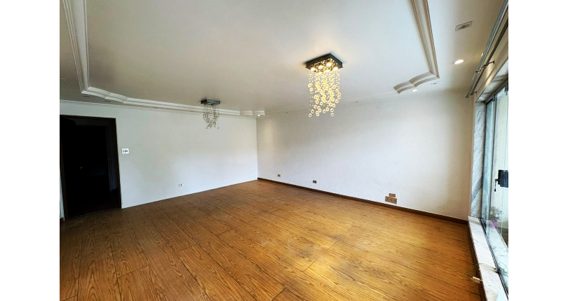 Sobrado à venda no Bairro da  Vila Clarice na Rua Major Alfredo Romão,