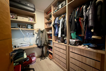 Lindo Sobrado semi novo à venda no Bairro do Parque São Domingos na Rua José Tobias dos Santos, 