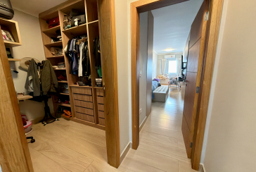 Lindo Sobrado semi novo à venda no Bairro do Parque São Domingos na Rua José Tobias dos Santos, 