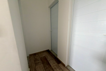 Sobrado novo à venda no Bairro do Jaraguá na Rua Lezira 62, no Condomínio Residencial Vila Real,