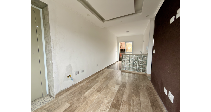 Sobrado novo à venda no Bairro do Jaraguá na Rua Lezira 62, 