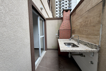 Sobrado novo à venda no Bairro do Jaraguá na Rua Lezira 62,