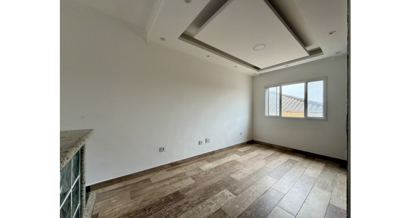 Sobrado novo à venda no Bairro do Jaraguá na Rua Lezira 62,