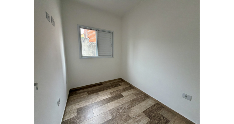 Sobrado novo à venda no Bairro do Jaraguá na Rua Lezira 62,