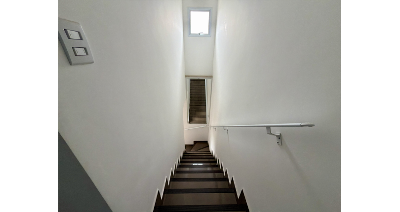 Sobrado novo à venda no Bairro do Jaraguá na Rua Lezira 62,