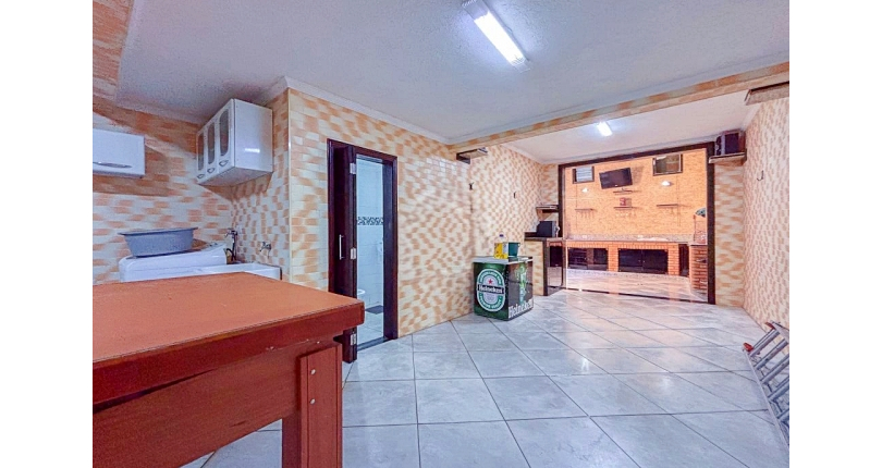 Sobrado à venda no Bairro do Jaraguá na Rua Bela Vista do Ivaí