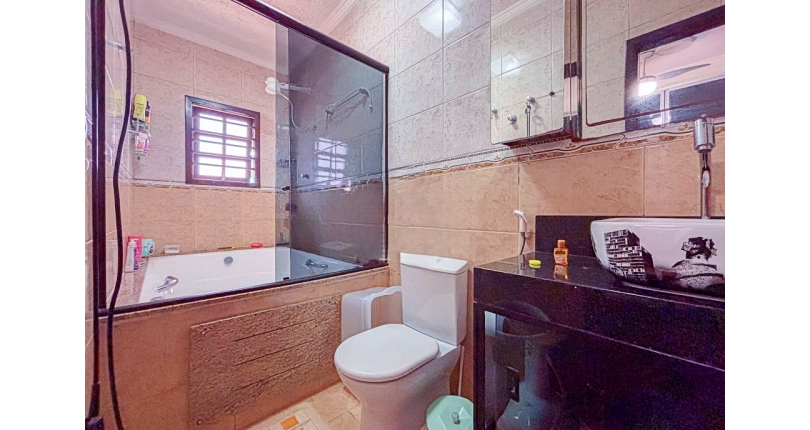 Sobrado à venda no Bairro do Jaraguá na Rua Bela Vista do Ivaí