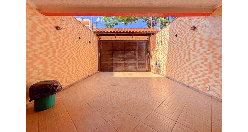 Sobrado à venda no Bairro do Jaraguá na Rua Bela Vista do Ivaí