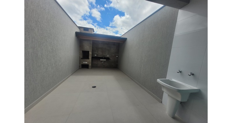 Belo Sobrado novo à venda no Bairro da Vila Jaguara na Rua Pinheiro Raposo 46,