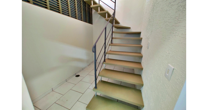 Prédio Comercial à venda no Jardim Santo Elias na Rua Fábio de Almeida Magalhães