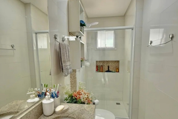 Apartamento à venda na Praia Grande no Bairro do Boqueirão na Rua Jaú 1352