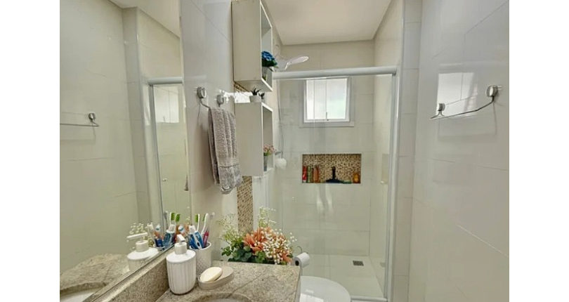 Apartamento à venda na Praia Grande no Bairro do Boqueirão na Rua Jaú 1352