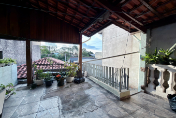 Casa assobradada à venda no Bairro da Vila dos Remédios