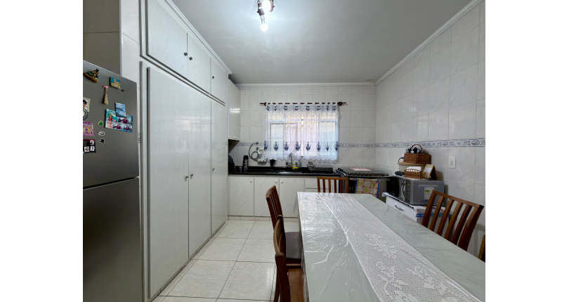 Casa assobradada à venda no Bairro da Vila dos Remédios