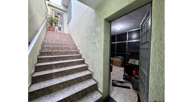 Casa assobradada à venda no Bairro da Vila dos Remédios