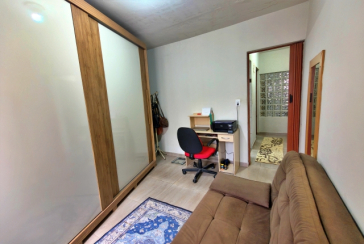 Linda Casa à venda no Bairro do Parque São Domingos na Rua José Albino,