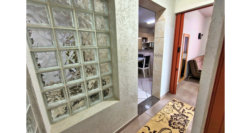 Linda Casa à venda no Bairro do Parque São Domingos na Rua José Albino,