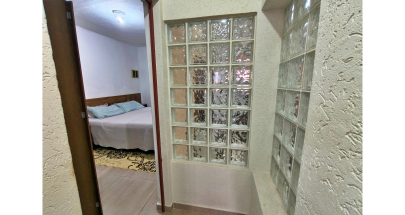 Linda Casa à venda no Bairro do Parque São Domingos na Rua José Albino,