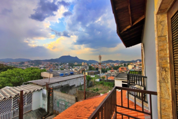 LINDO Sobrado à venda no Bairro do Jardim Vista Linda na Rua Venceslau Gomes da Silva