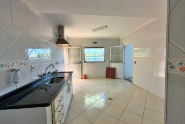 Linda Casa à venda no Bairro da Chácara Inglesa na Rua Cordovil Fernandes Lopes