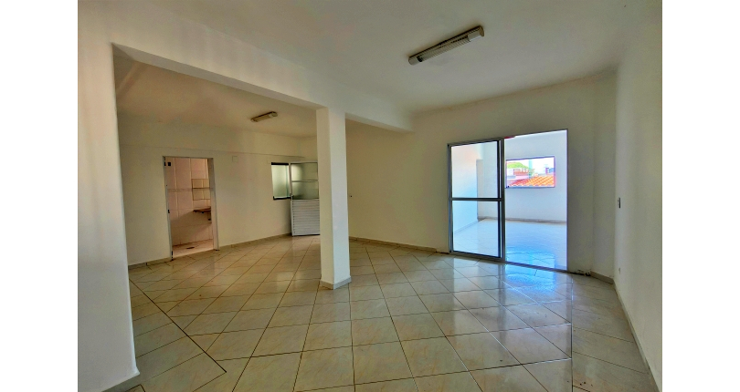 Linda Casa à venda no Bairro da Chácara Inglesa na Rua Cordovil Fernandes Lopes