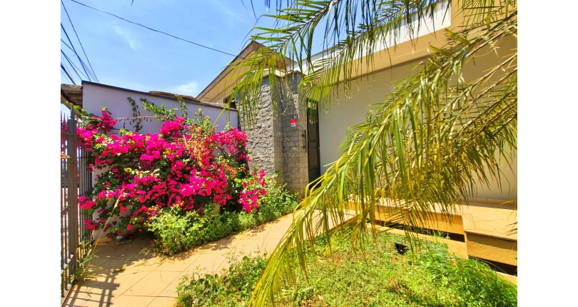 Linda Casa à venda no Bairro da Chácara Inglesa na Rua Cordovil Fernandes Lopes