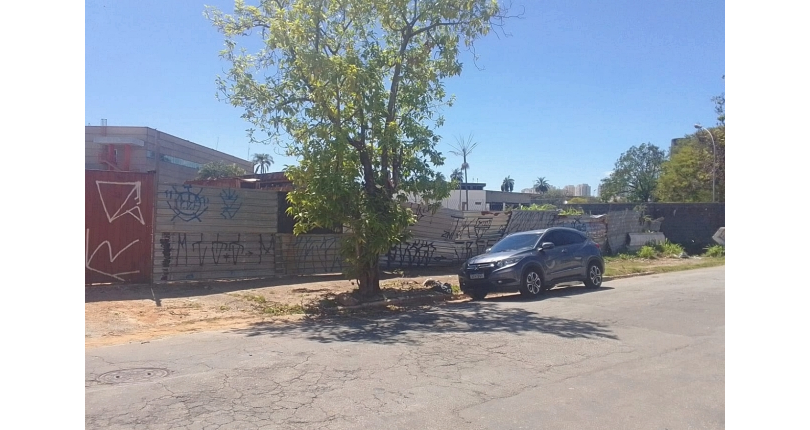Terreno à venda no Bairro da Vila Jaguara na Rua Dom Pedro Henrique de Orleans e Bragança,