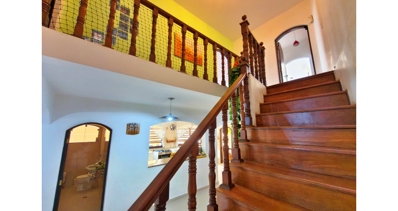 Lindo Sobrado à venda no Bairro do Jardim São José (Zona Norte) na Rua Doutor João Toniolo