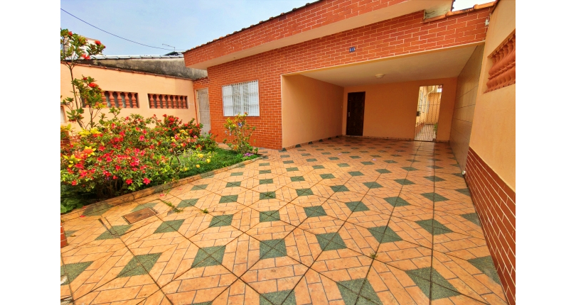 Ótima Casa Térrea à venda na Praia Grande no Bairro Caiçara na Avenida Lincoln