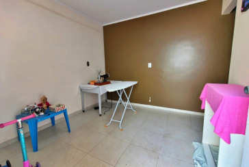 Sobrados à venda no Bairro da Chacara Inglesa na Rua Pompeu Sobrinho,