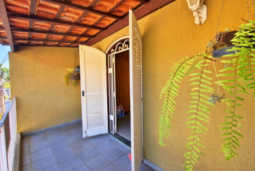 Sobrados à venda no Bairro da Chacara Inglesa na Rua Pompeu Sobrinho,