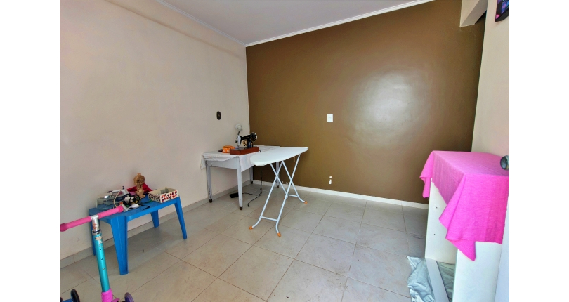 Sobrados à venda no Bairro da Chacara Inglesa na Rua Pompeu Sobrinho,