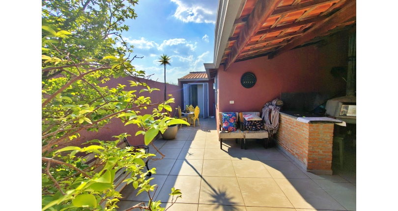 Sobrados à venda no Bairro da Chacara Inglesa na Rua Pompeu Sobrinho,