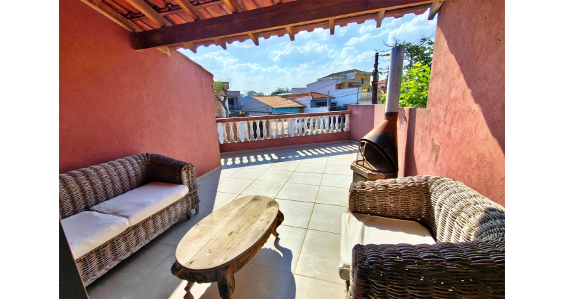 Sobrados à venda no Bairro da Chacara Inglesa na Rua Pompeu Sobrinho,