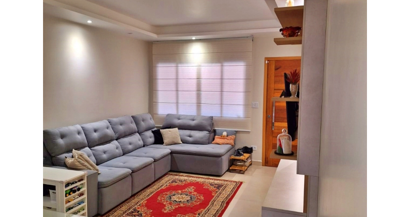 Lindo Sobrado à venda no Bairro do Jardim Regina na Rua Crispim Santos,