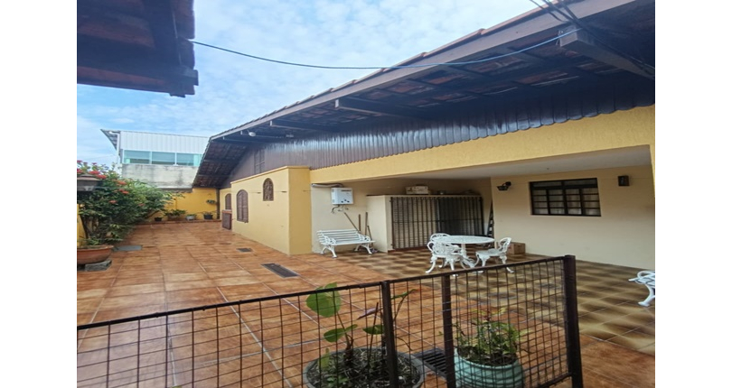  Casa à venda no Bairro da Chacara Inglesa na Rua Pompeu Sobrinho