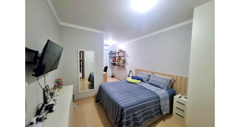 Lindo Sobrado à venda no Bairro do Parque São Domingos na Rua Armando Martino