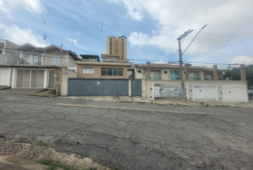  Terreno à venda no Bairro do Parque São Domingos na Rua Luís Piccoli,