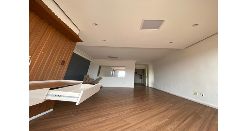 Apartamento à venda no Bairro do Conjunto Residencial Vista Verde na Rua Jose Carlos de Resende 92,