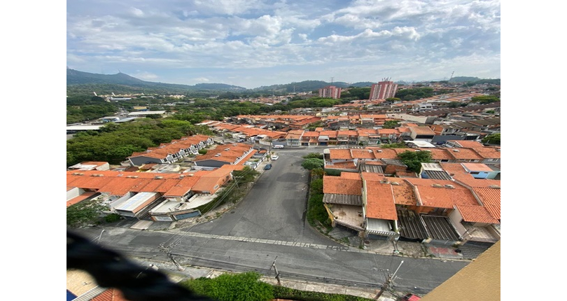 Apartamento à venda no Bairro do Conjunto Residencial Vista Verde na Rua Jose Carlos de Resende 92,