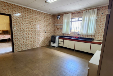 Oportunidade Única na Vila Jaguara! Casa Térrea 