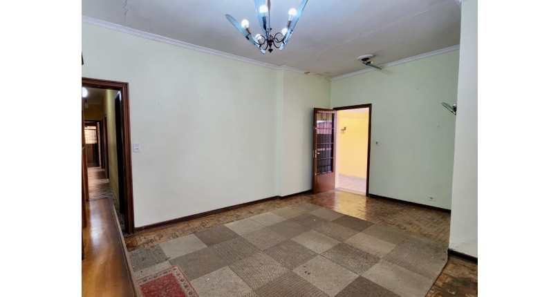 Oportunidade Única na Vila Jaguara! Casa Térrea 